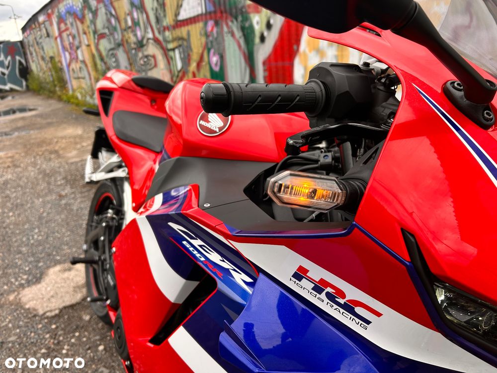 Honda CBR - 23