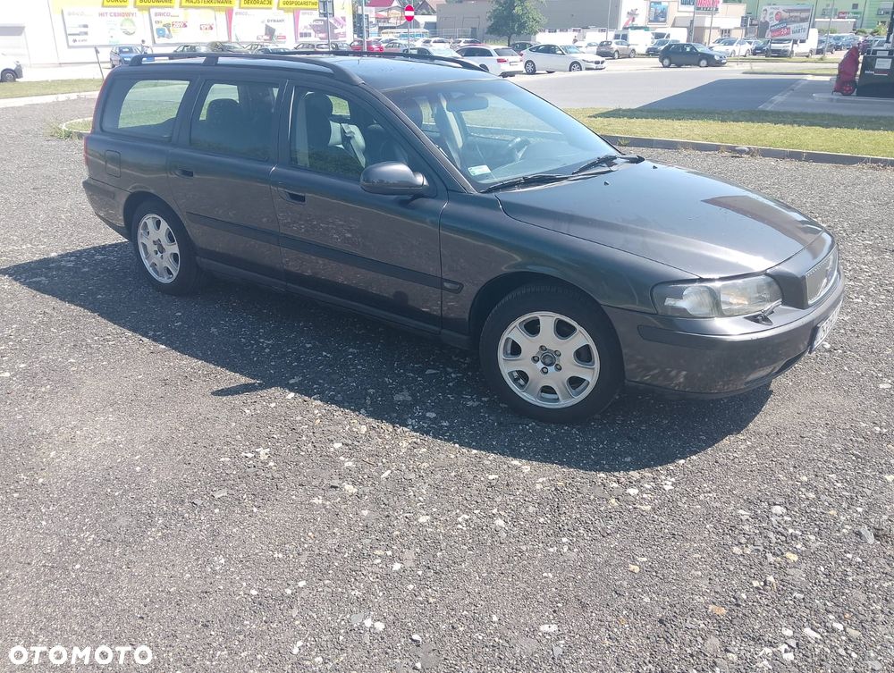 Volvo V70 2.5TDI - 1