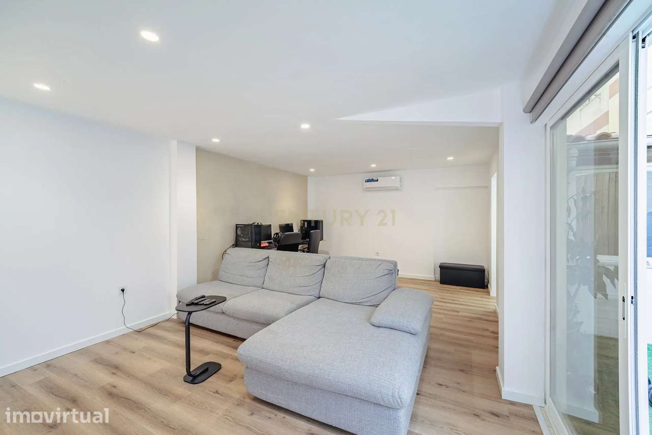 Apartamento com 3 quartos e Logradouro - Grande imagem: 5/38