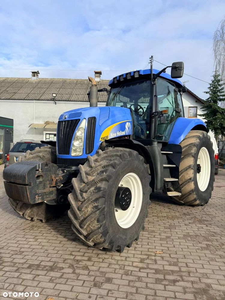 New Holland T8030 - 8