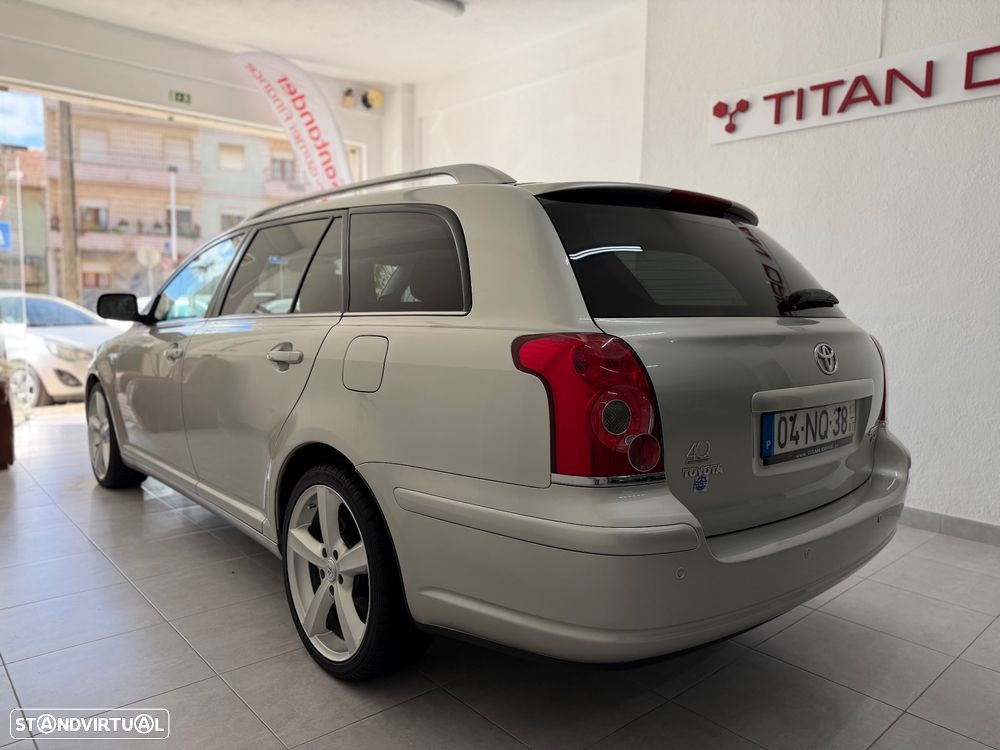 Toyota Avensis SW 2.2 D-CAT Sol+GPS - 4