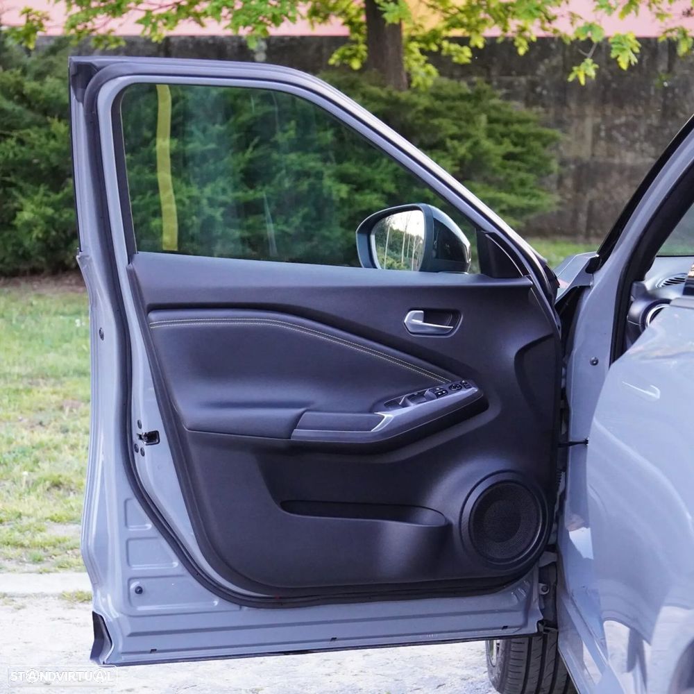 Nissan Juke 1.0 DIG-T Kiiro - 36