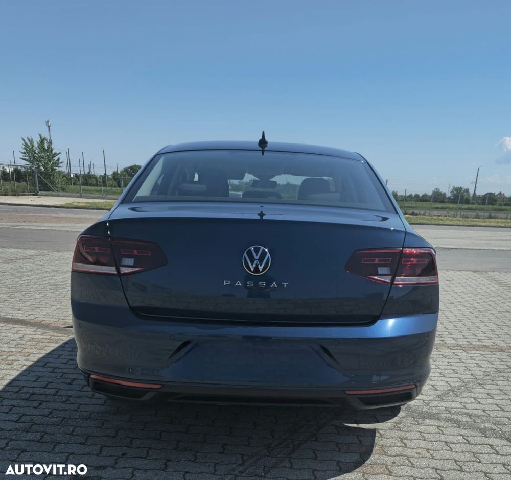 Volkswagen Passat 2.0 TDI DSG Advance - 5