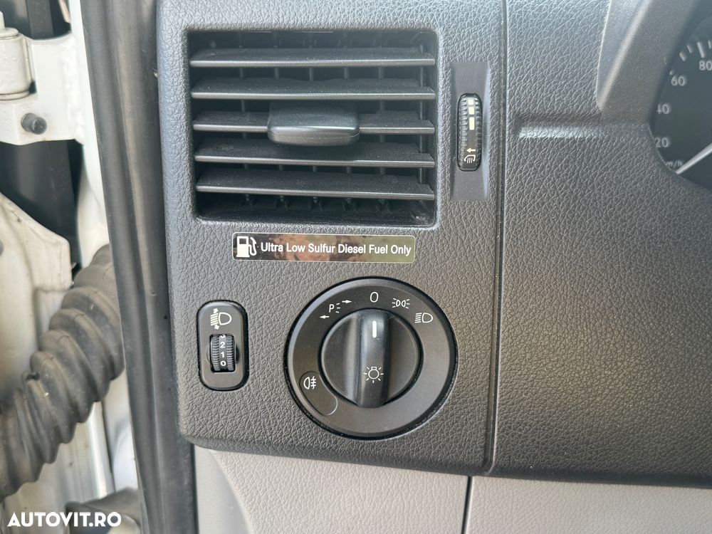 Mercedes-Benz Sprinter - 15