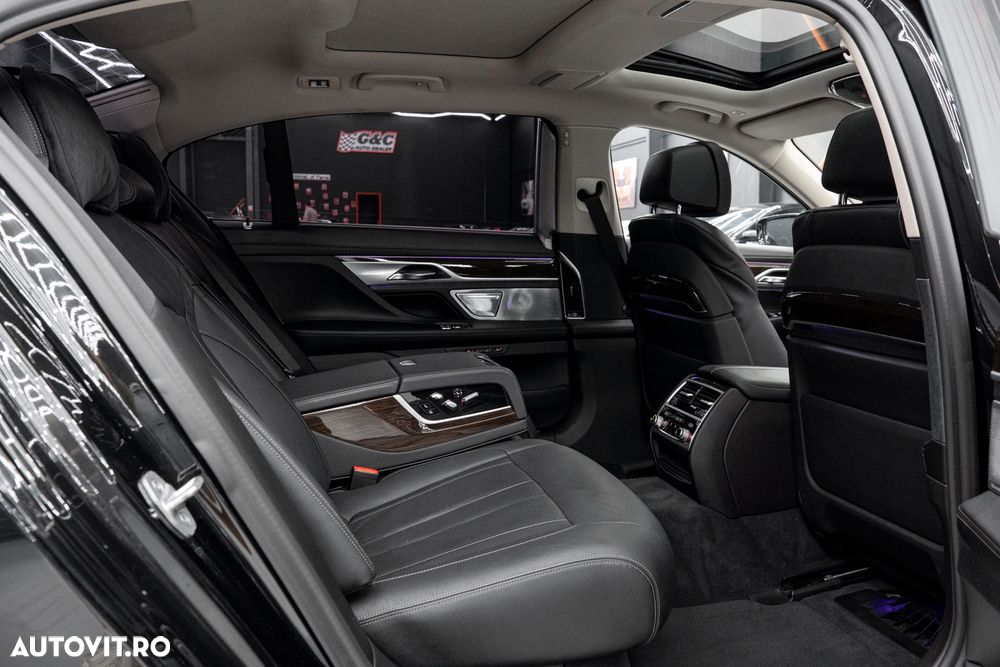 BMW Seria 7 745Le xDrive AT PHEV - 17