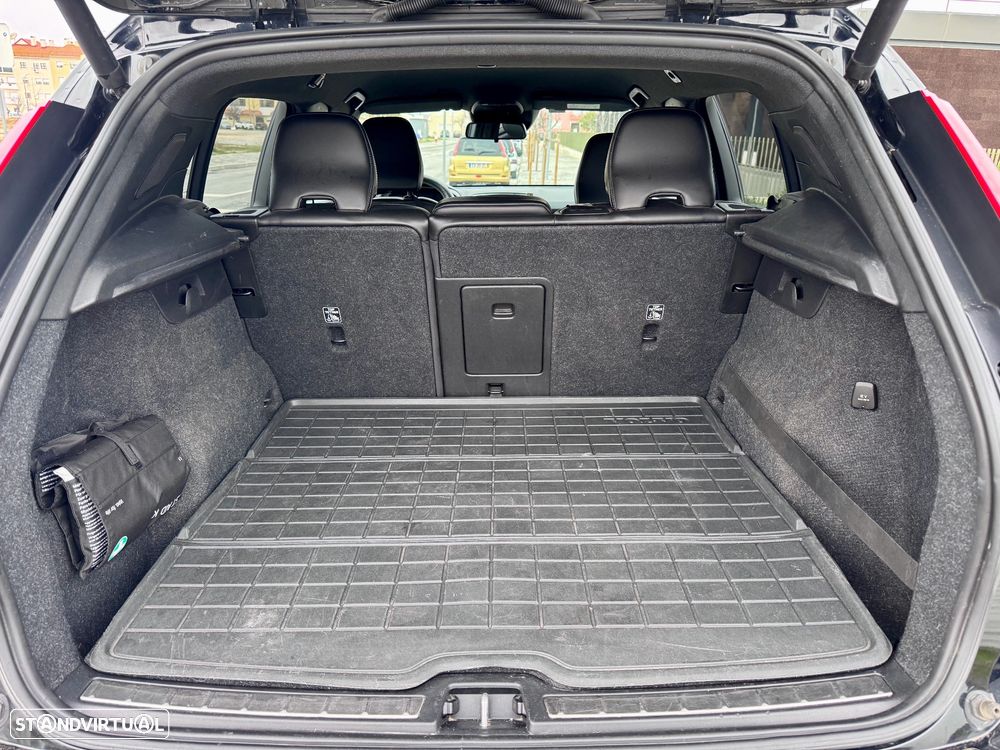 Volvo XC 40 2.0 D3 R-Design Geartronic - 18