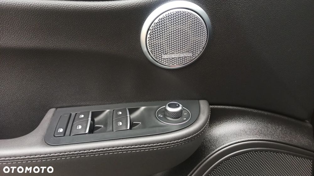 Alfa Romeo Giulia 2.0 Turbo Competizione Q4 - 20