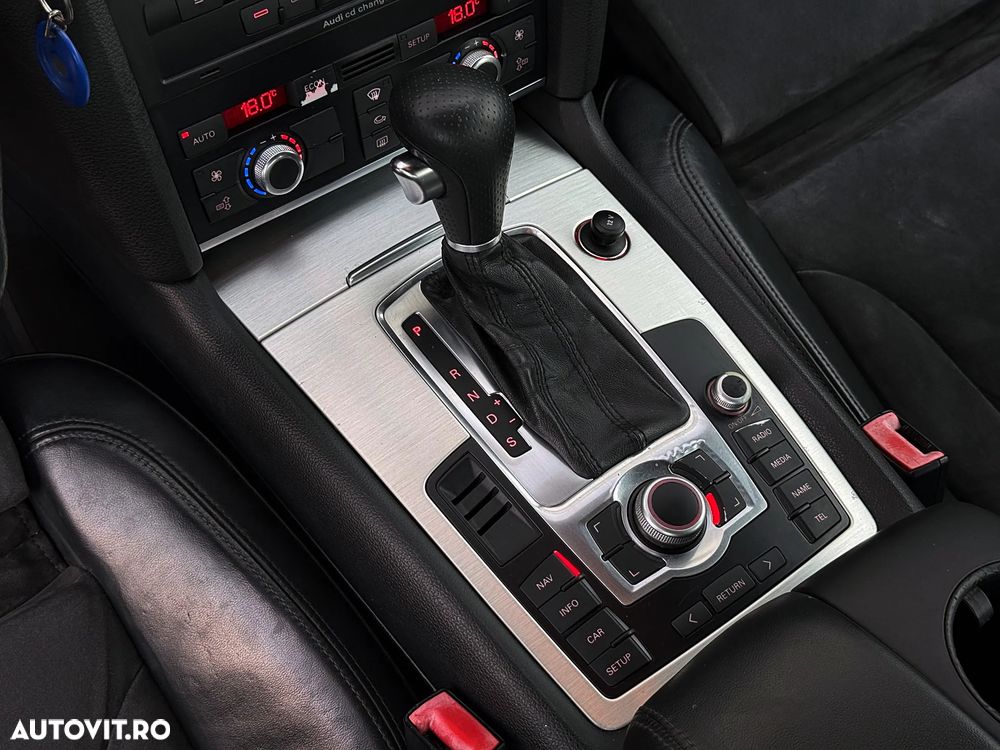 Audi Q7 3.0 TDI Quattro Tip - 16