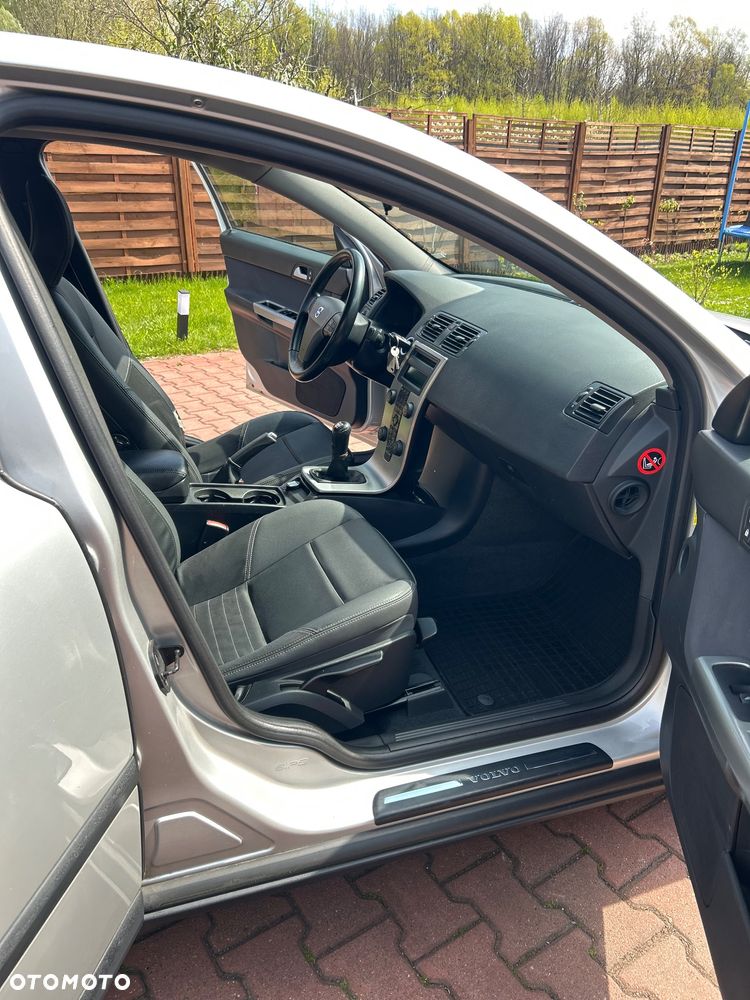 Volvo S40 2.0D DPF Summum - 8