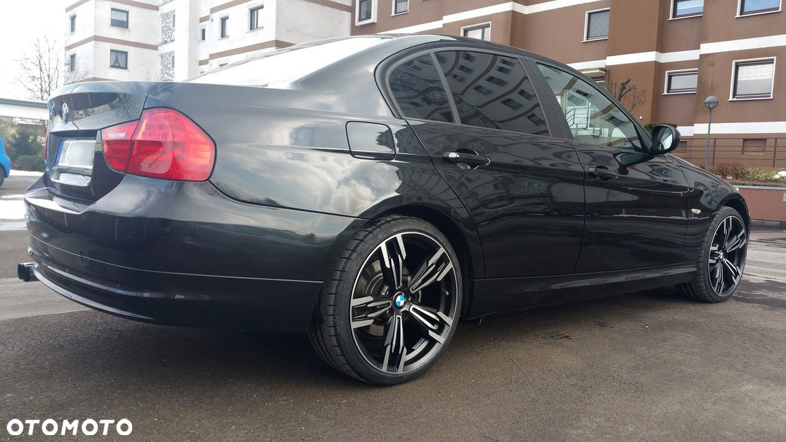 4x Felgi 18 m.in. do BMW 3 E46 E90 E91 E92 F30 F34 4 Gran Coupe F36 5 E60 xD F10 F11 - BY983 (5081) - 4