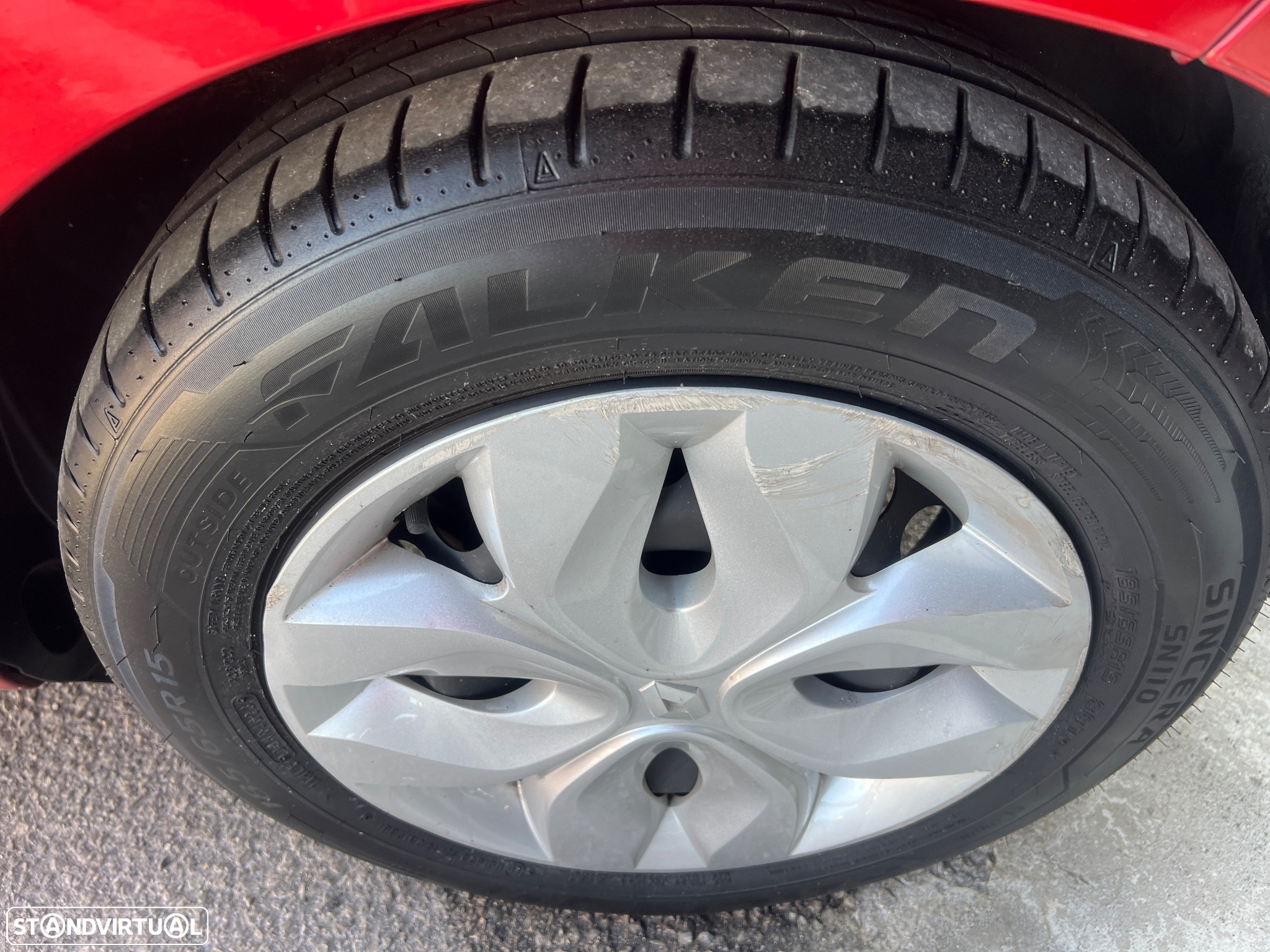 Renault Clio 0.9 TCE Dynamique S - 16