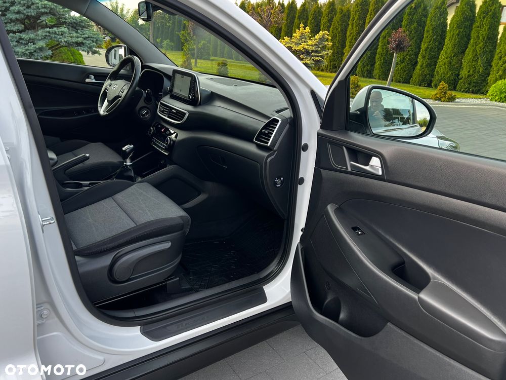 Hyundai Tucson blue 1.6 GDi 2WD Navi - 30