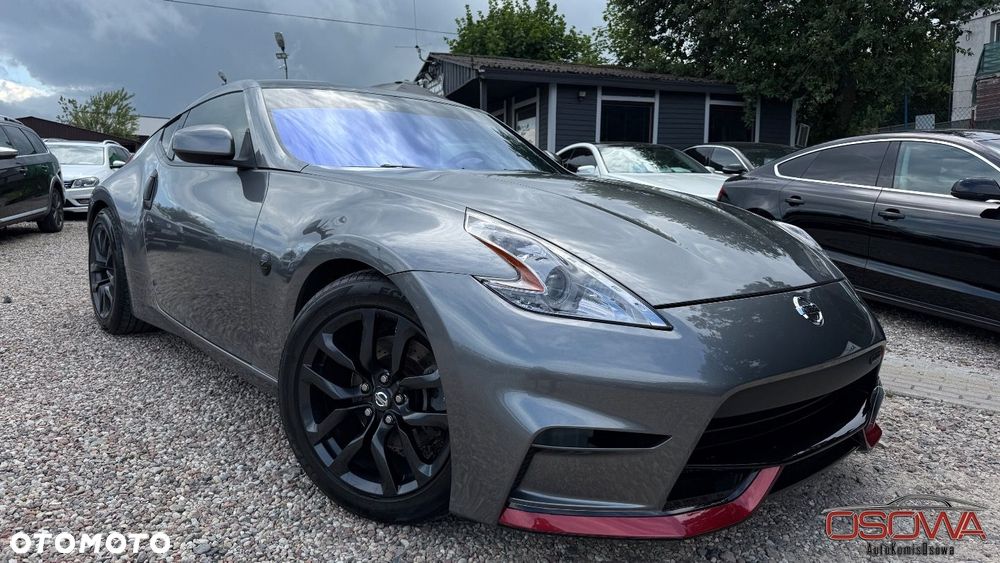 Nissan 370 Z - 4