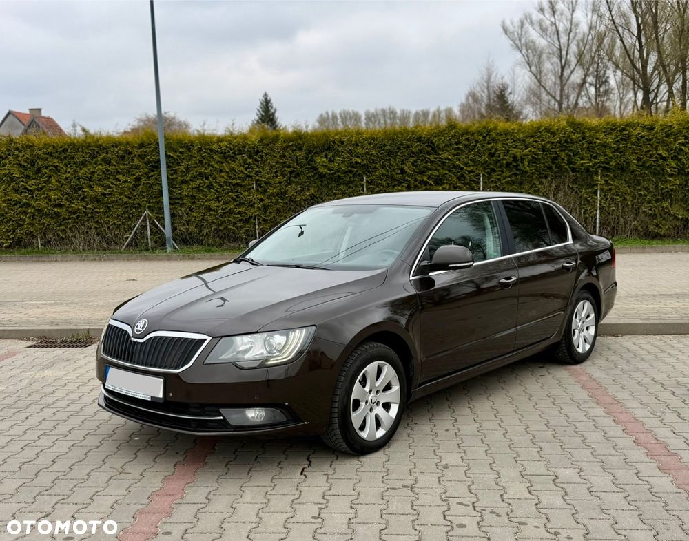 Skoda Superb 2.0 TDI Ambition - 3