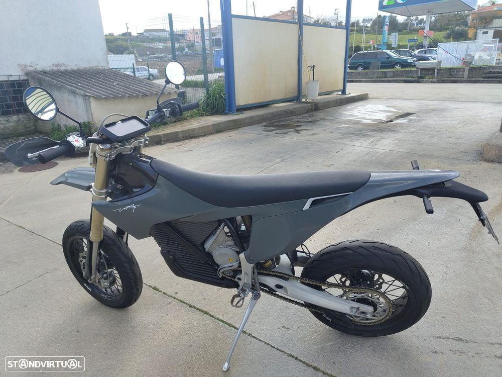 Outra não listada Outra Stark Varg EX - 12