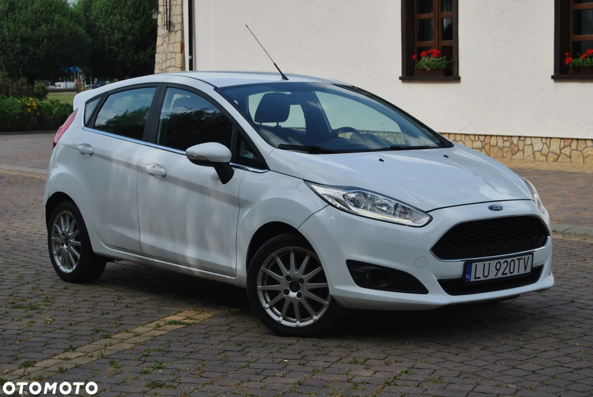 Ford Fiesta 1.0 EcoBoost Start-Stop Titanium - 2