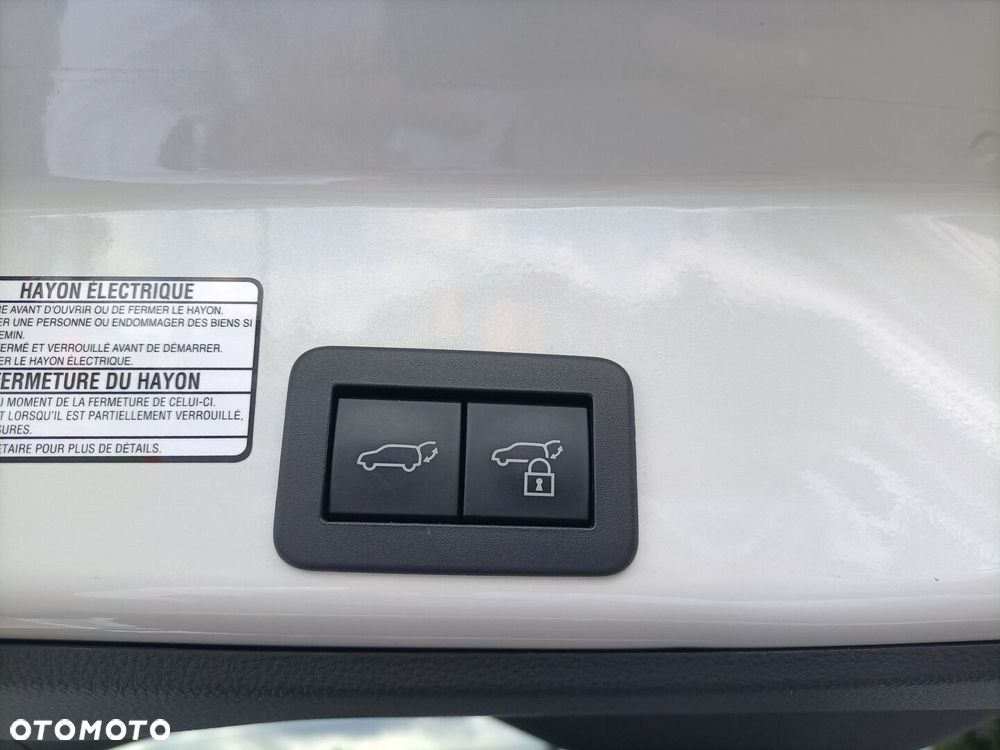Toyota Yaris Cross Hybrid 1.5 Executive - 17