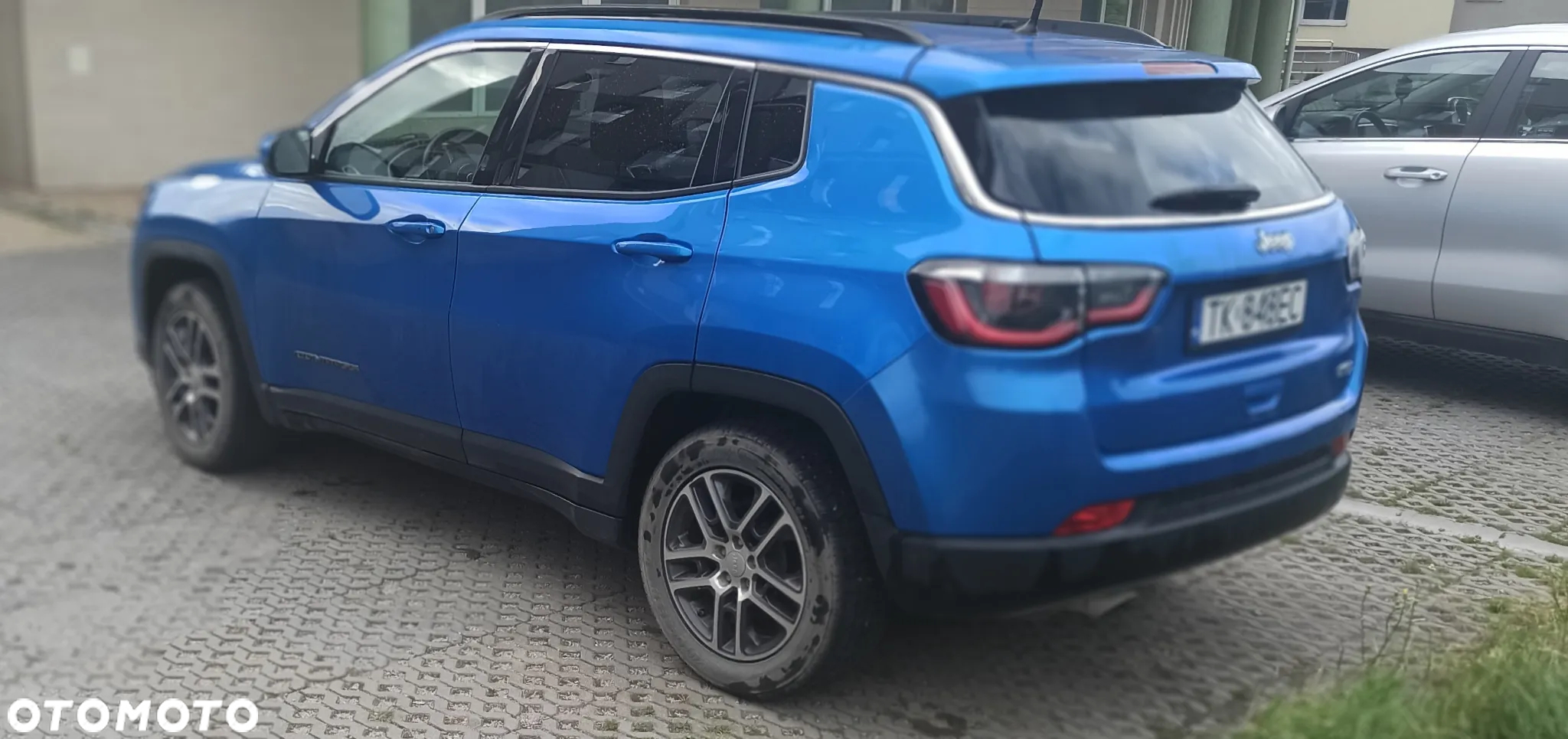 Jeep Compass - 28