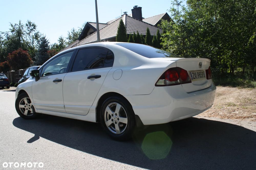 Honda Civic 1.8 Executive - 7
