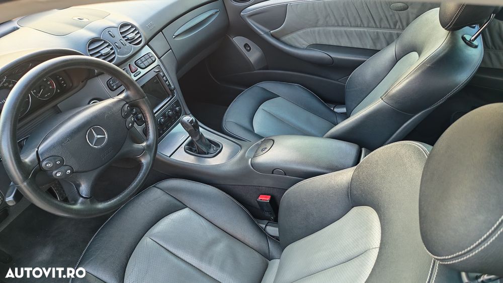 Mercedes-Benz CLK - 24