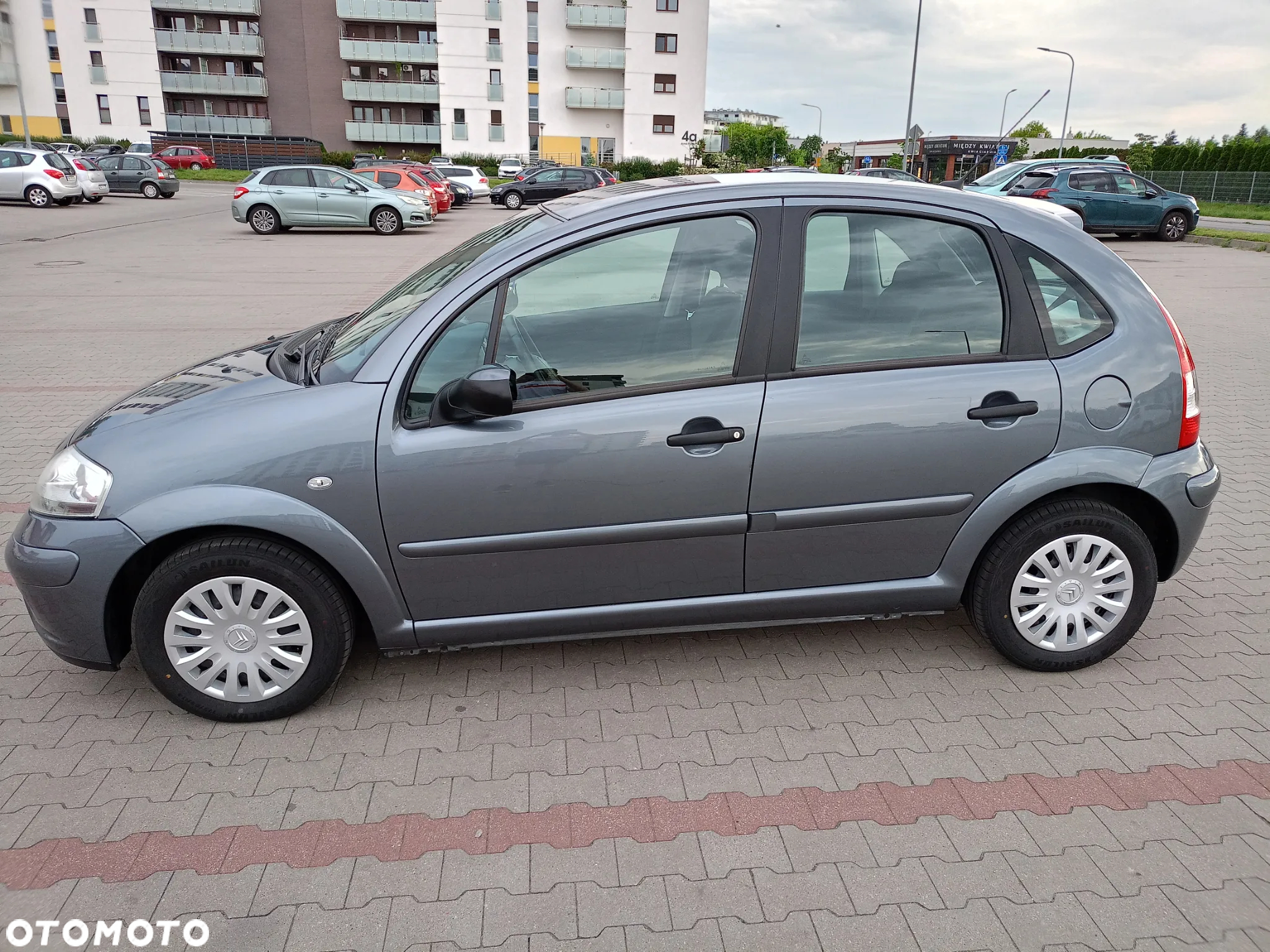 Citroën C3 1.1i First - 7