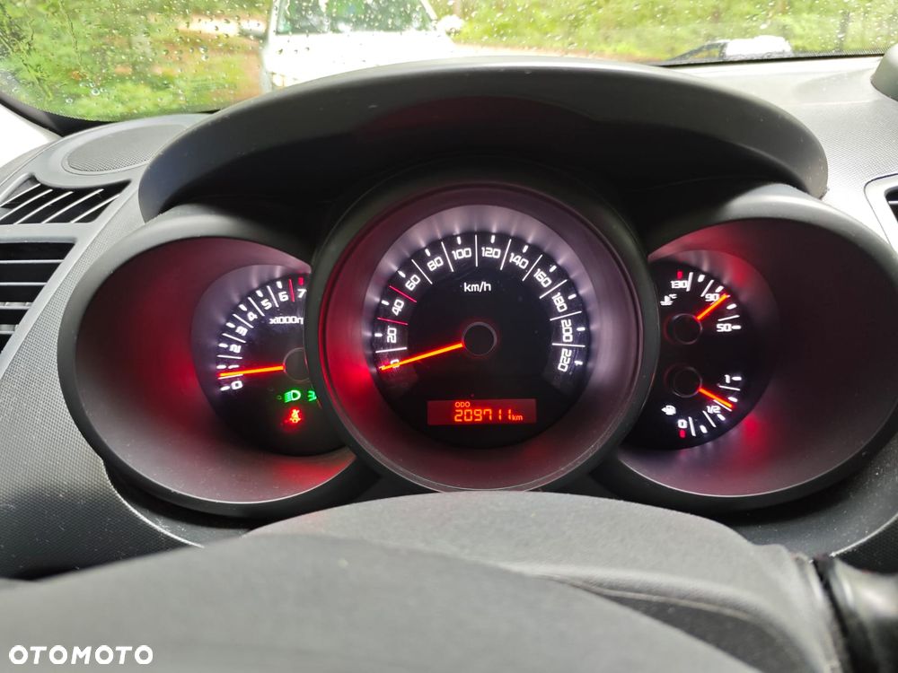 Kia Soul 1.6 L - 6