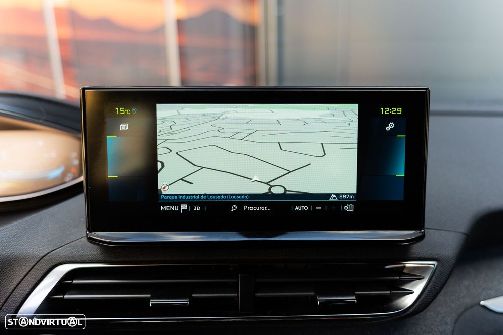 Peugeot 3008 1.6 Hybrid Allure e-EAT8 - 11