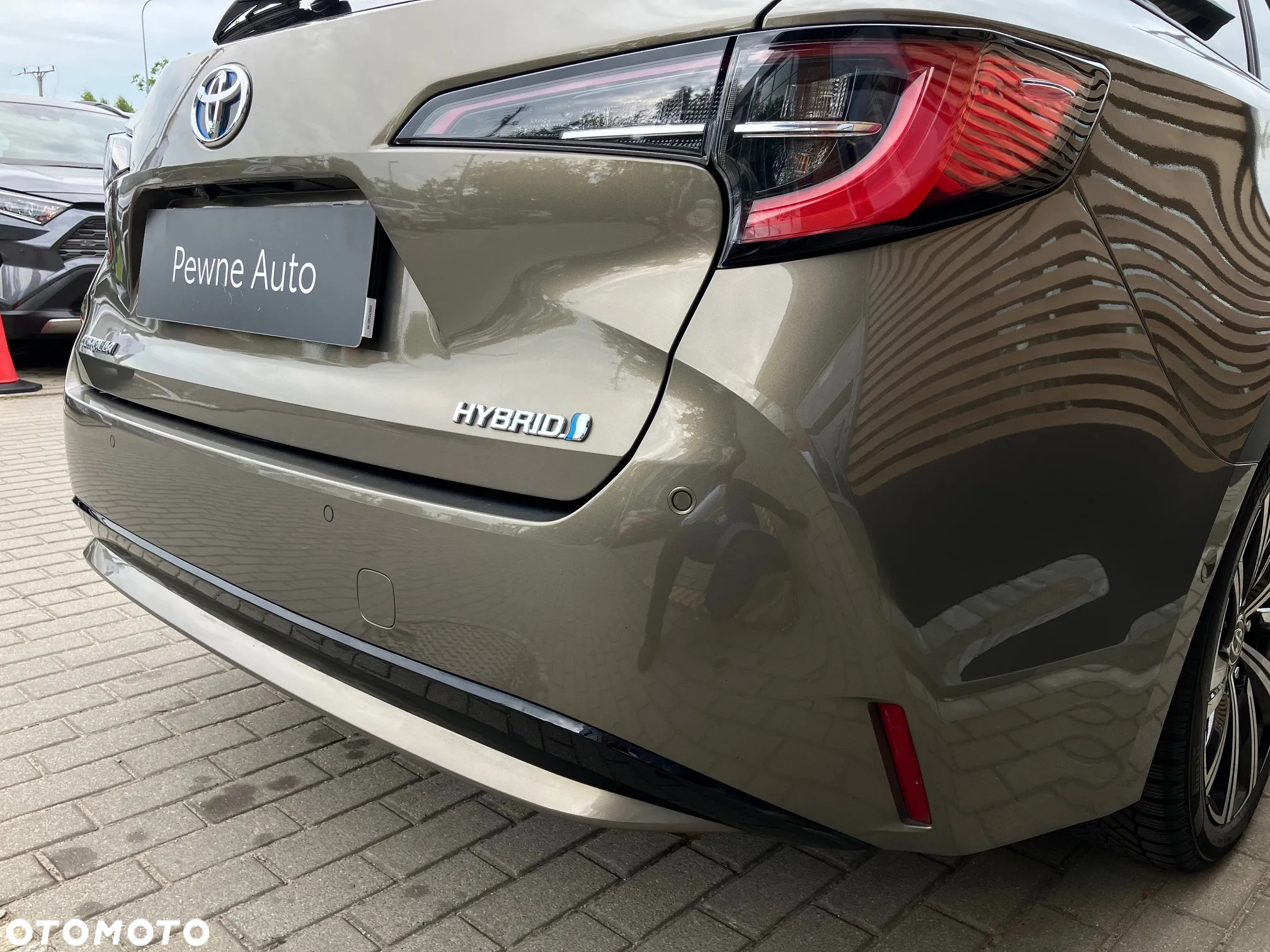 Toyota Corolla 1.8 Hybrid Comfort - 9