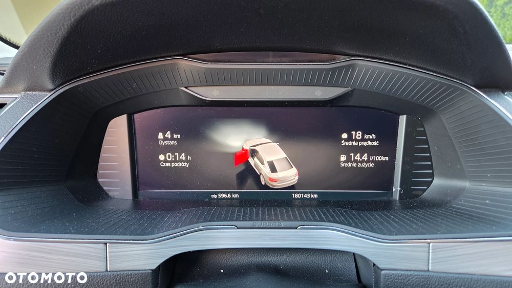 Skoda Superb 1.5 TSI Ambition DSG - 21