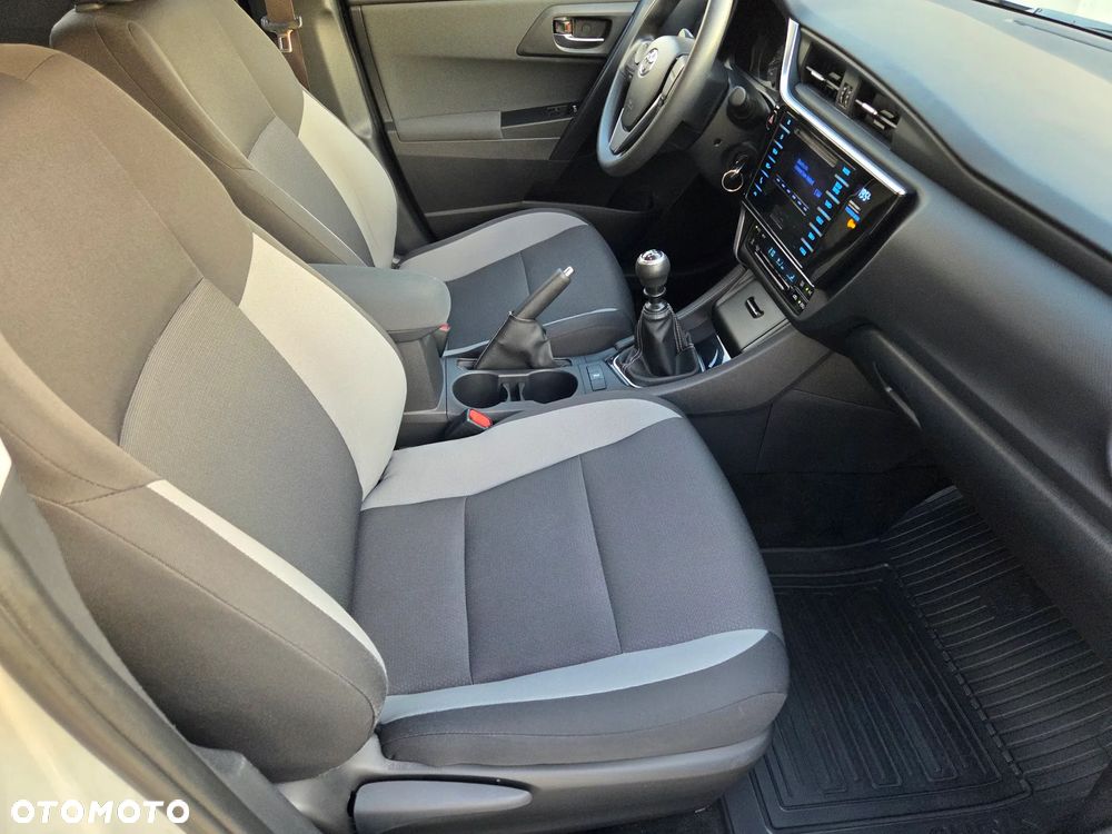 Toyota Auris - 20