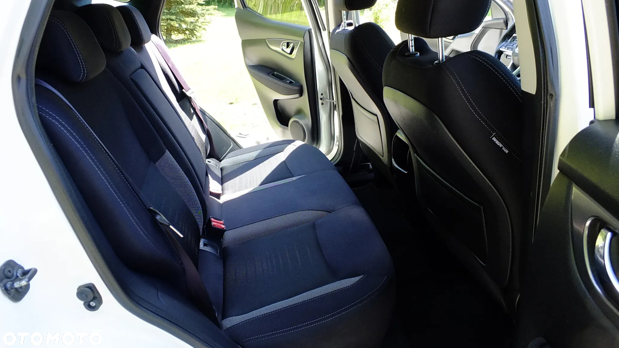 Nissan Qashqai 1.2 DIG-T N-Connecta EU6 - 14