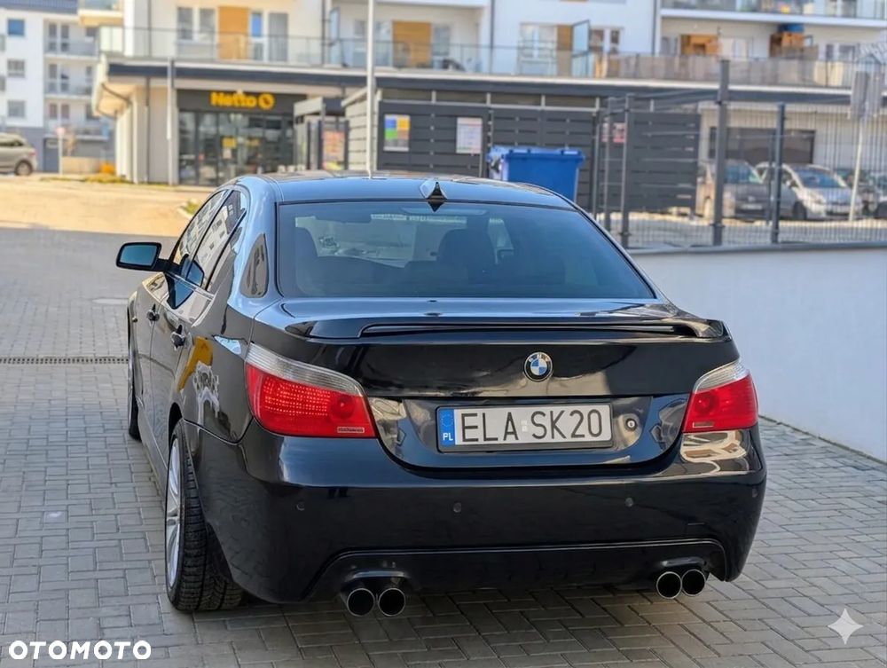 BMW Seria 5 530xi - 11