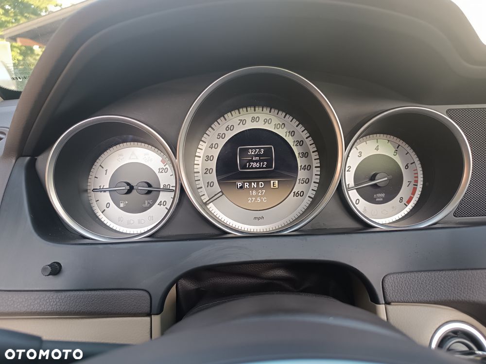Mercedes-Benz Klasa C 250 CGI BlueEff Sport - 10