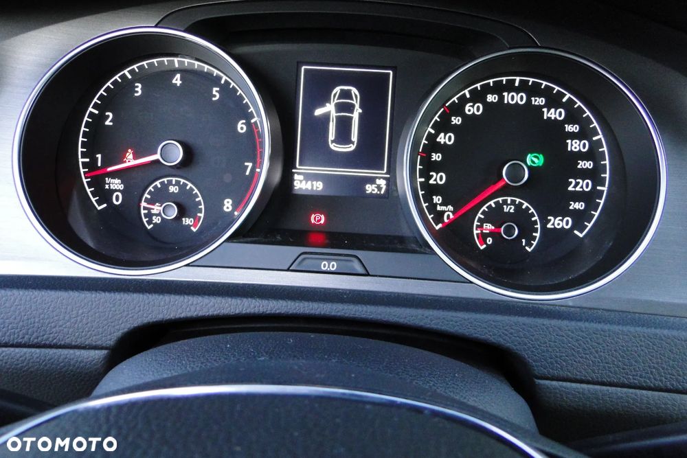 Volkswagen Golf 1.4 TSI BlueMotion Technology DSG Comfortline - 15