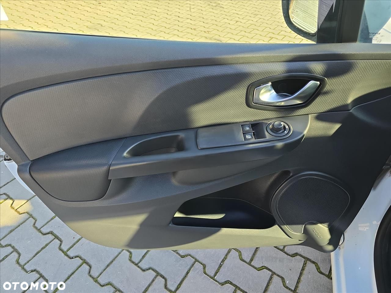 Renault Clio 1.5 dCi Energy Alize - 15