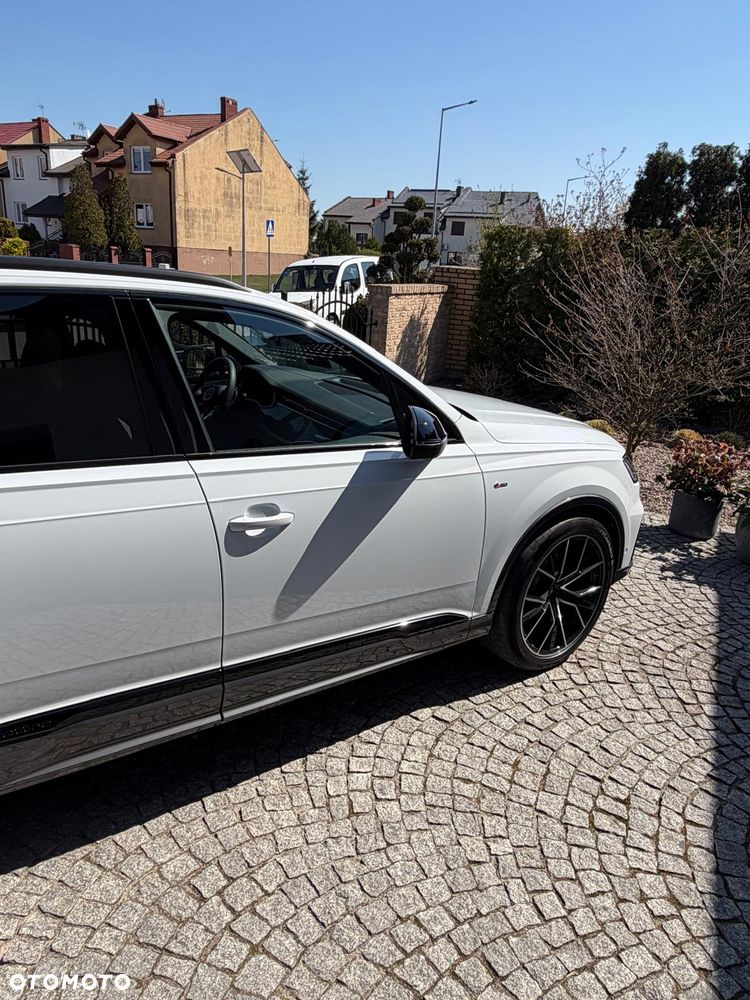 Audi Q7 ver-50-tdi-mhev-quattro-s-line-tiptr - 7