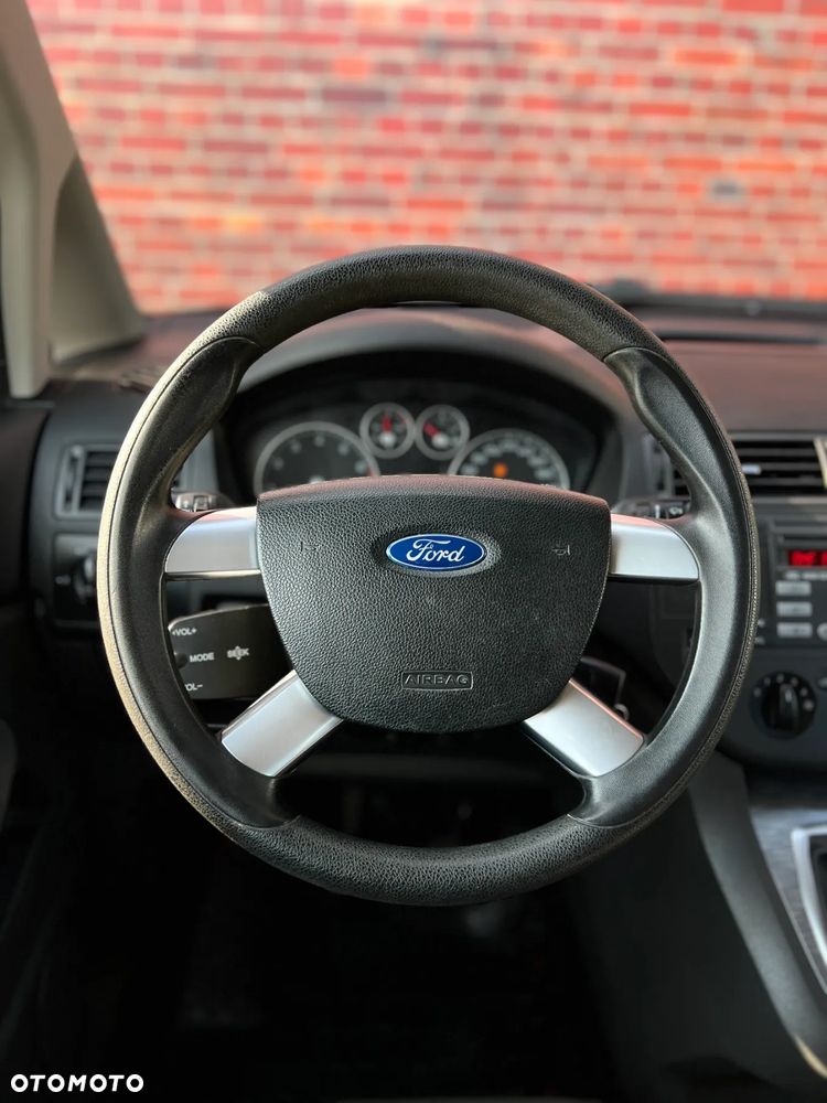 Ford Focus C-Max - 32