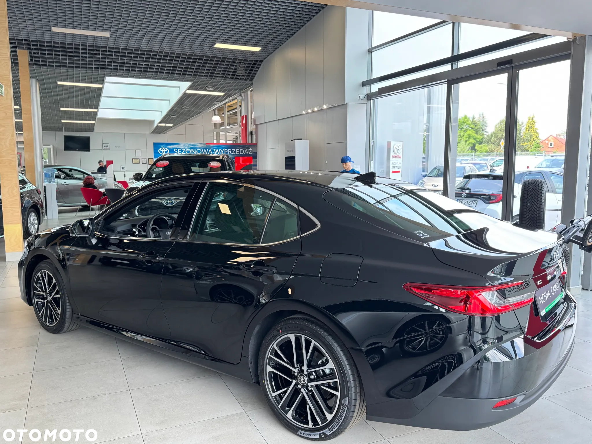 Toyota Camry 2.5 Hybrid Dynamic Force Executive e-CVT - 6