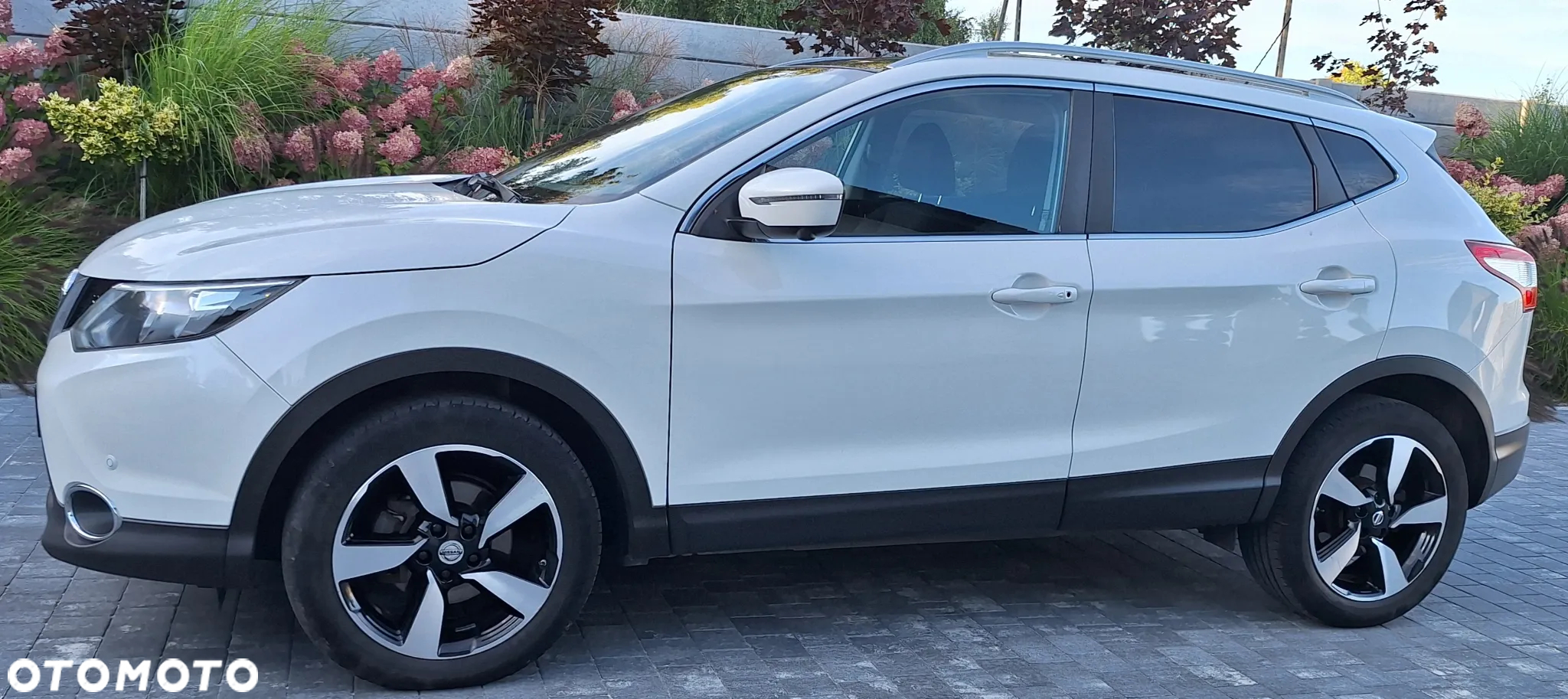 Nissan Qashqai 1.6 DCi N-Connecta Xtronic EU6 - 7