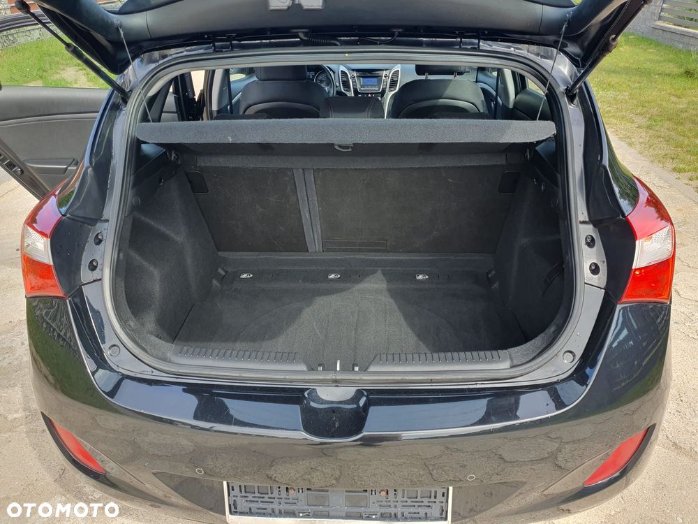 Hyundai i30 1.6 GDI Comfort - 15