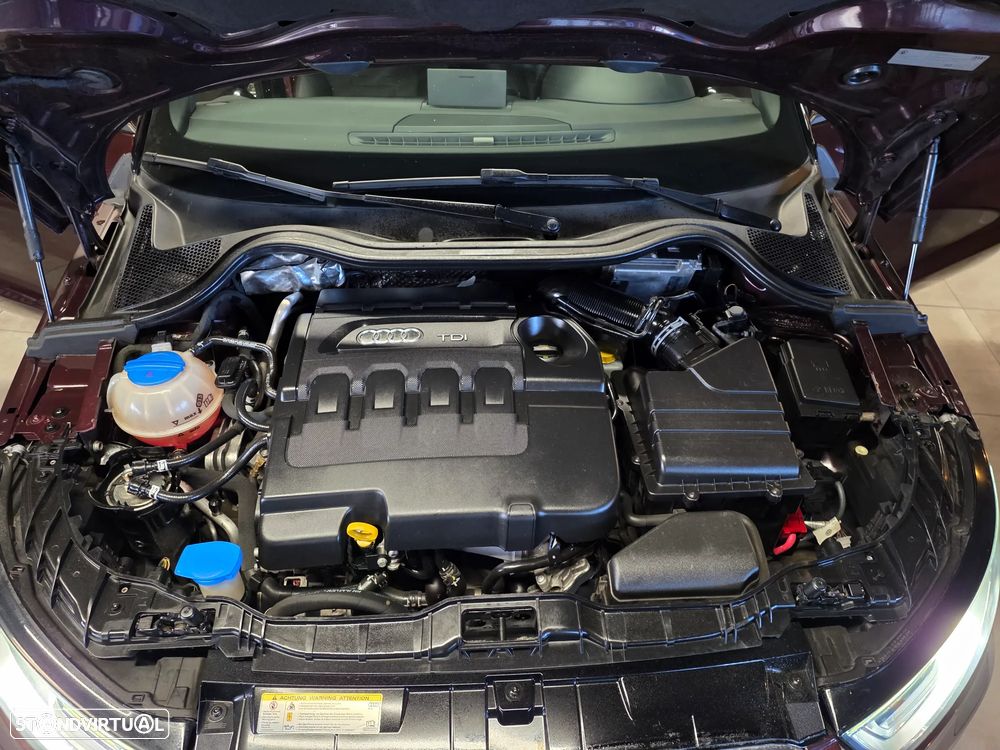 Audi A1 Sportback 1.6 TDI S-line - 28