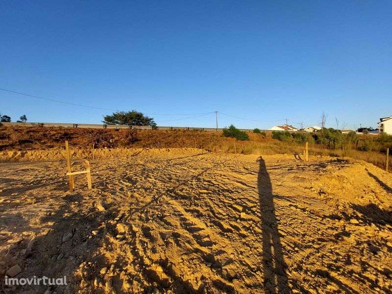 2 Lotes de terreno com viabilidade de construção - Oleiros - Grande imagem: 3/8