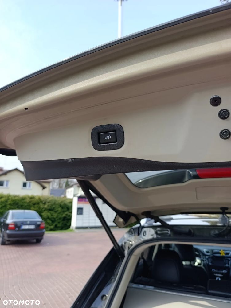 Nissan X-Trail 1.6 DCi Tekna 4WD - 16