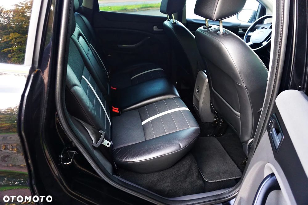 Ford Kuga 2.5 Trend EU5 - 35