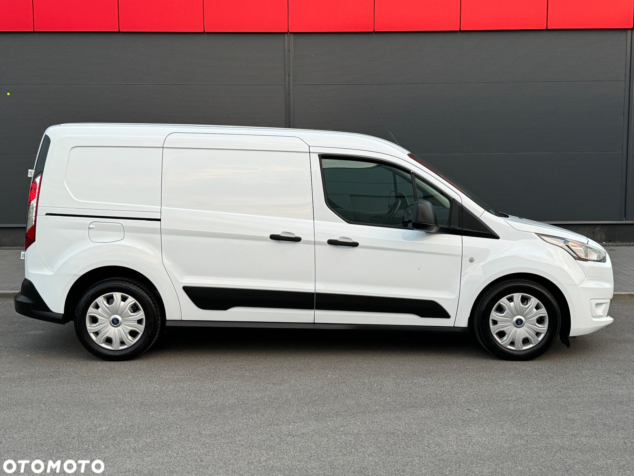 Ford Transit Connect - 10