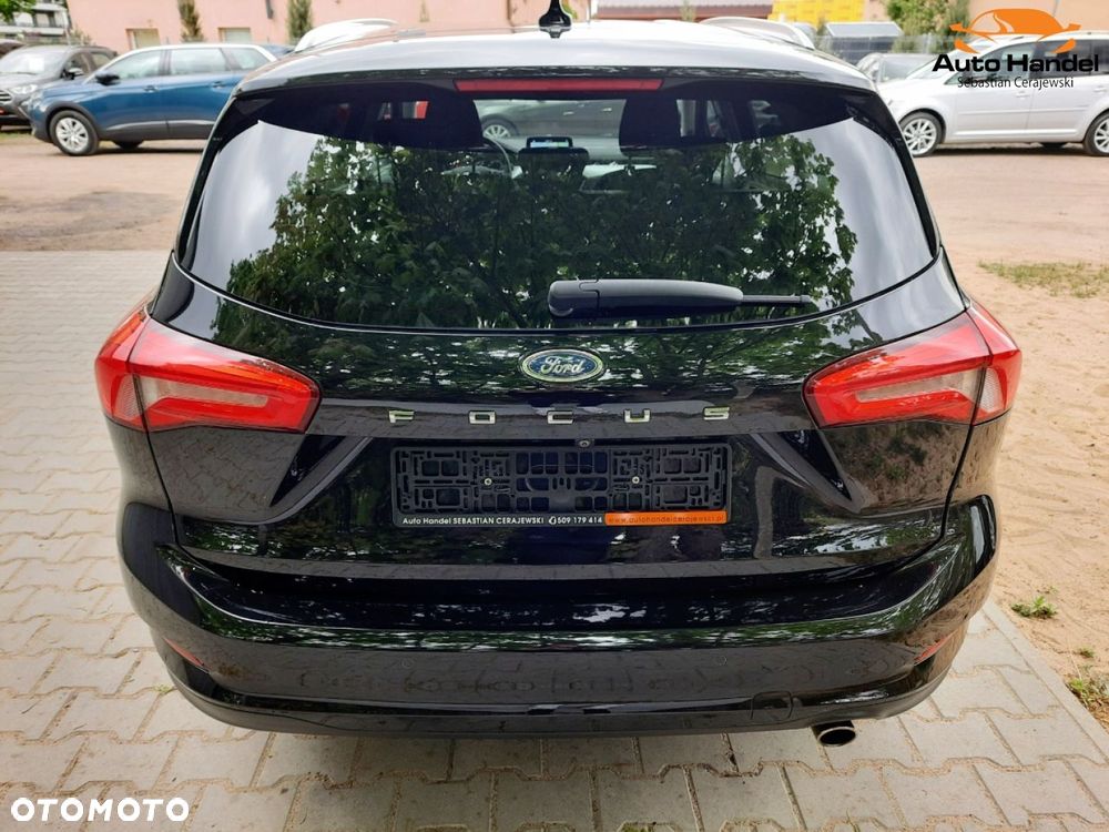 Ford Focus 1.5 EcoBlue STart-Stopp-System TITANIUM - 9