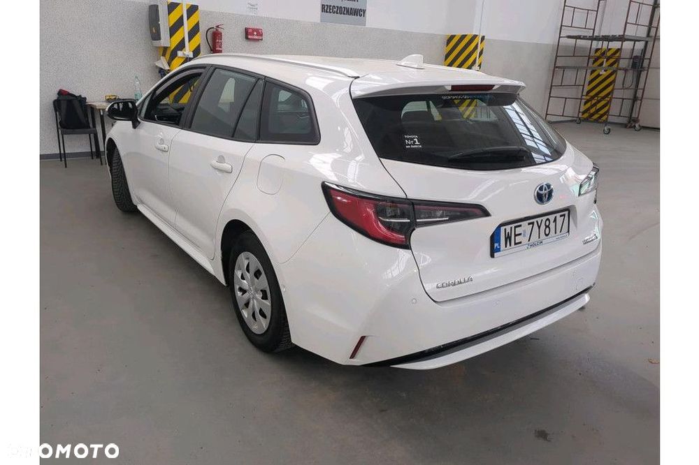 Toyota Corolla 1.8 Hybrid Comfort - 2
