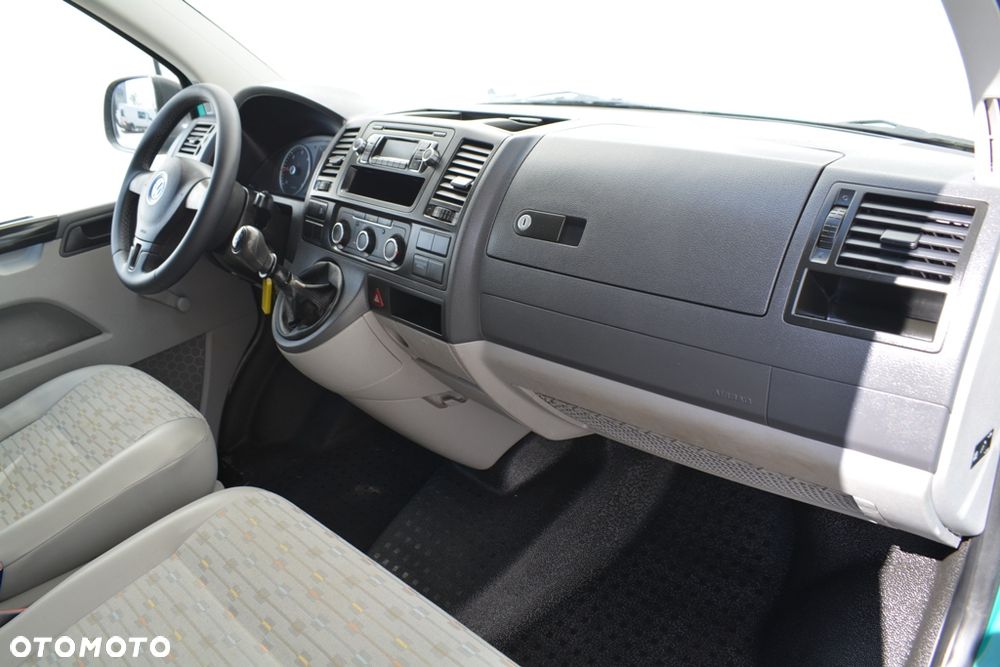 Volkswagen VW TRANSPORTER T5 LIFT - 23