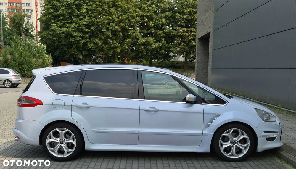 Ford S-Max - 8