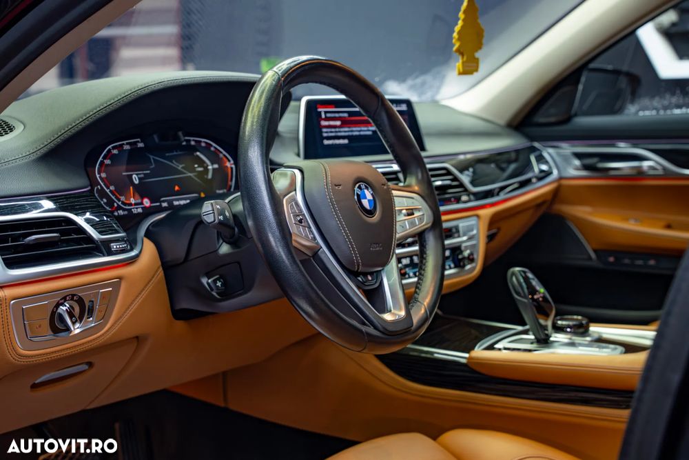 BMW Seria 7 740d xDrive MHEV - 6